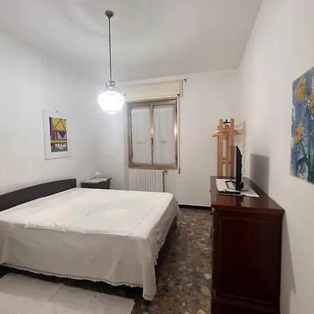 Bed & Breakfast Santu Tomas *